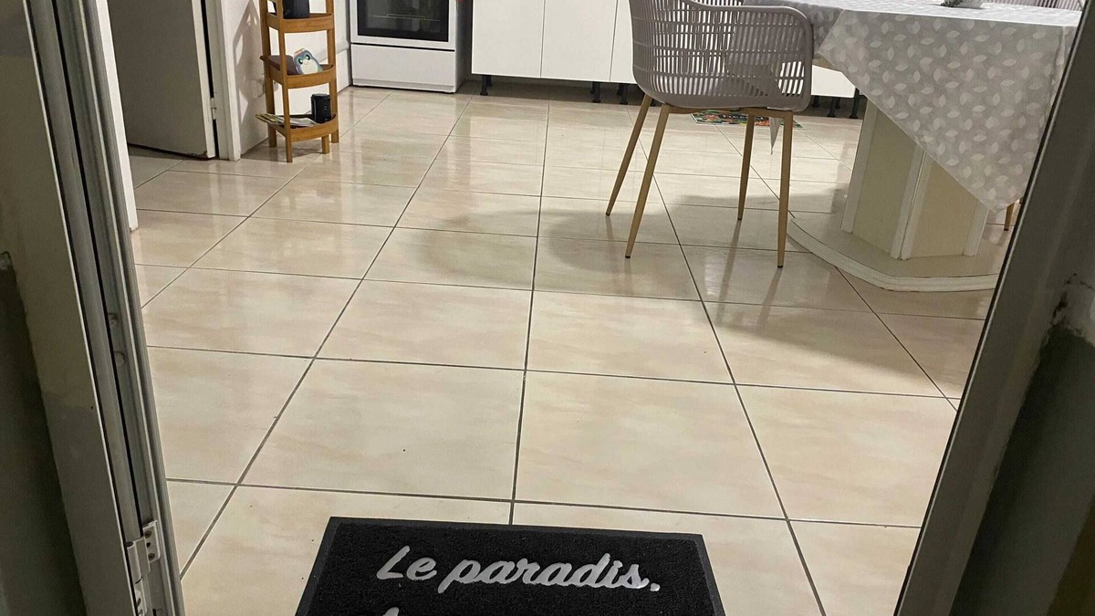 Riviere-Pilote Apartment | Homerez - Apt Rivière-Pilote, mountain views