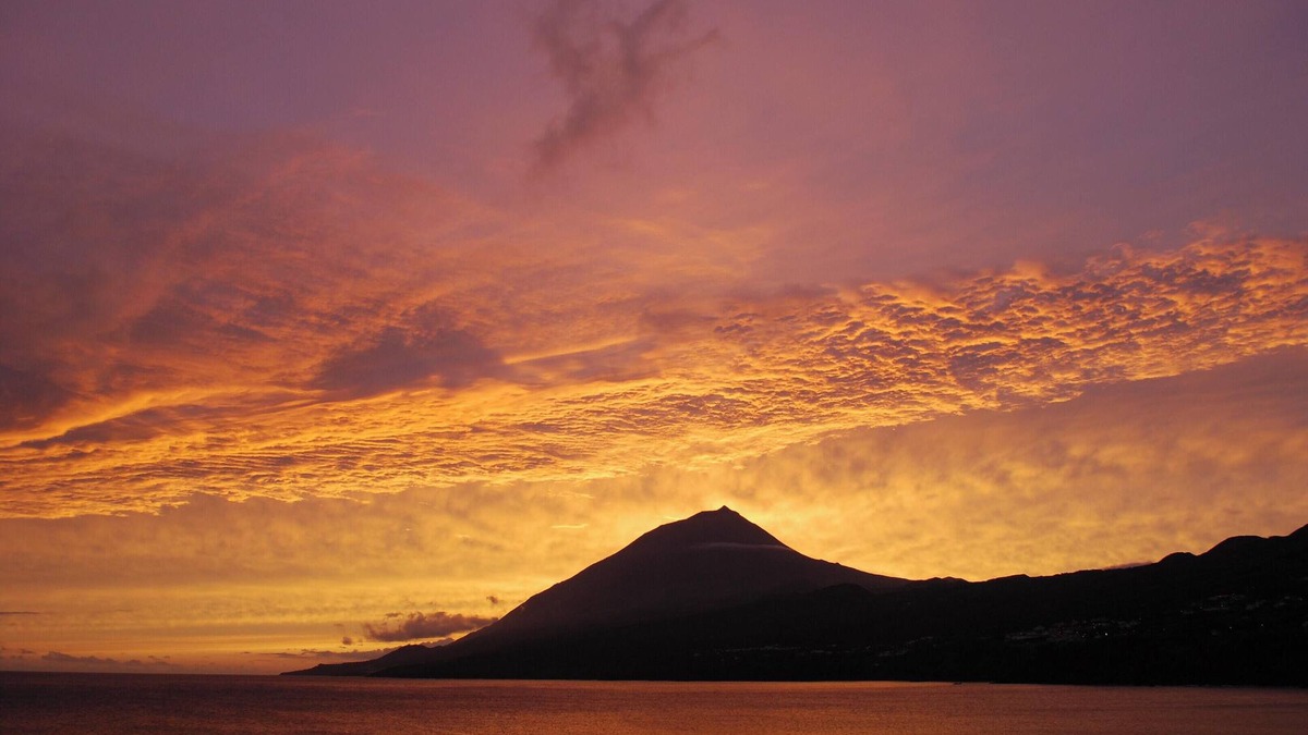 Lajes do Pico Apartment | Homerez - Apt sea view, Lajes Do Pico