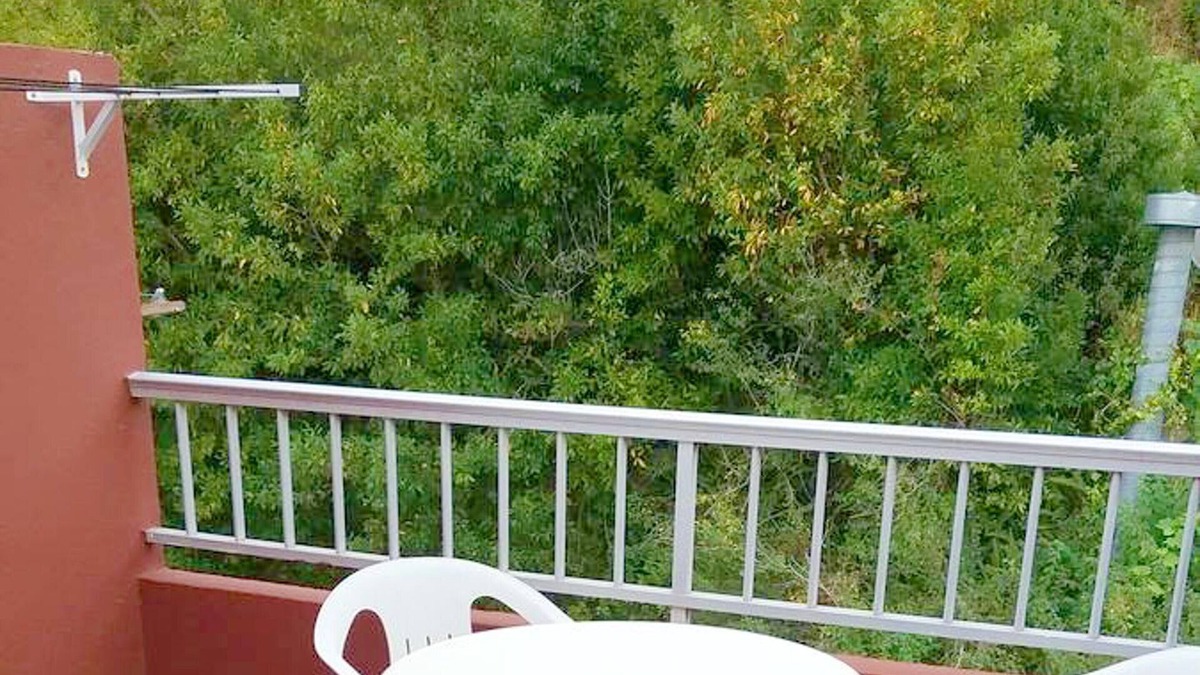 Muros Apartment | Homerez - Beautiful appartement 400 m away from the beach for 5 ppl. at A Coruña