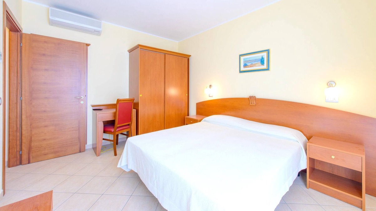 Viserbella Apartment | Homerez - Beautiful appartement for 4 ppl. at Rimini