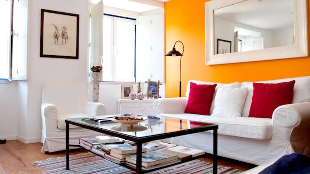 Santos Apartment | Homerez - Beautiful appartement for 4 ppl. at Lisboa