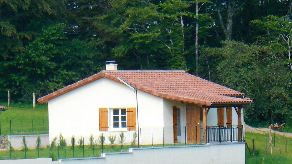 Gorses House | Homerez - Beautiful house for 4 ppl. with shared pool and terrace at Gorses