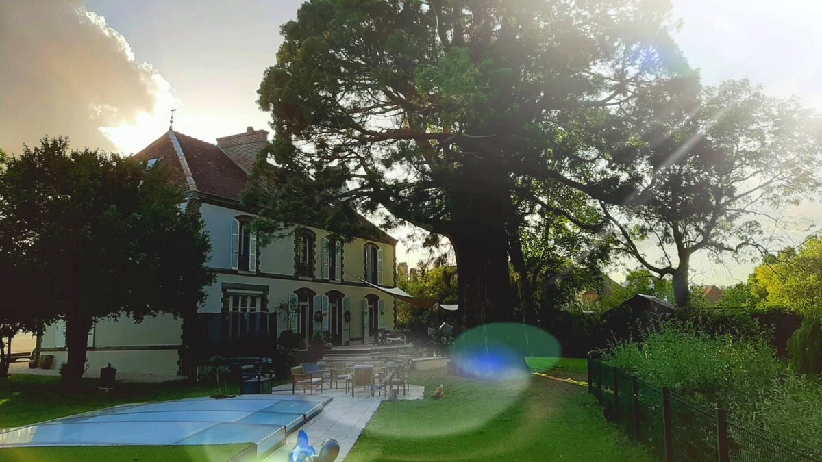 Payns House | Homerez - Big house for 12 ppl. with shared pool, jacuzzi and terrace at Payns