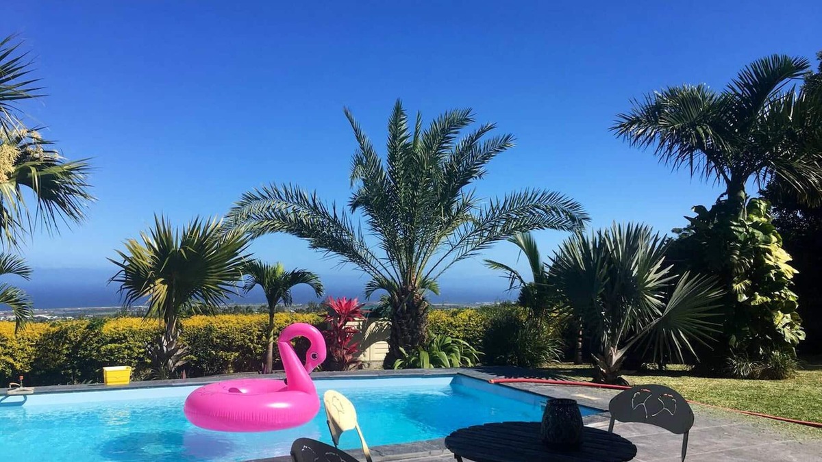 Ravine des Cabris Villa | Homerez - Big villa 10 km away from the beach for 10 ppl. with swimming-pool