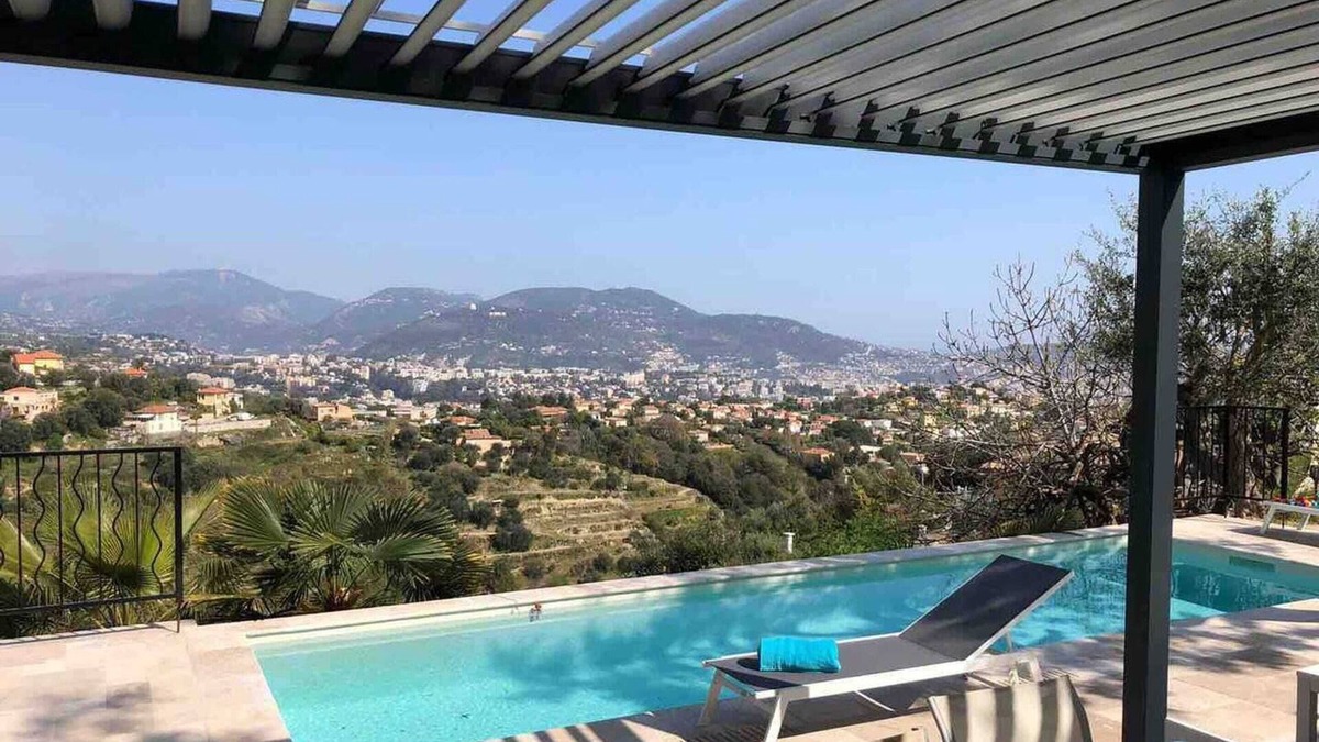 Saint Pierre de Feric Villa | Homerez - Big villa for 10 ppl. with swimming-pool and terrace at Nice