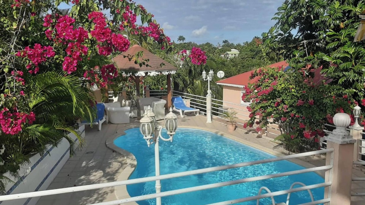 Sainte-Anne Apartment | Homerez - Charming Apartment in Sainte Anne 42 m² + Shared pool