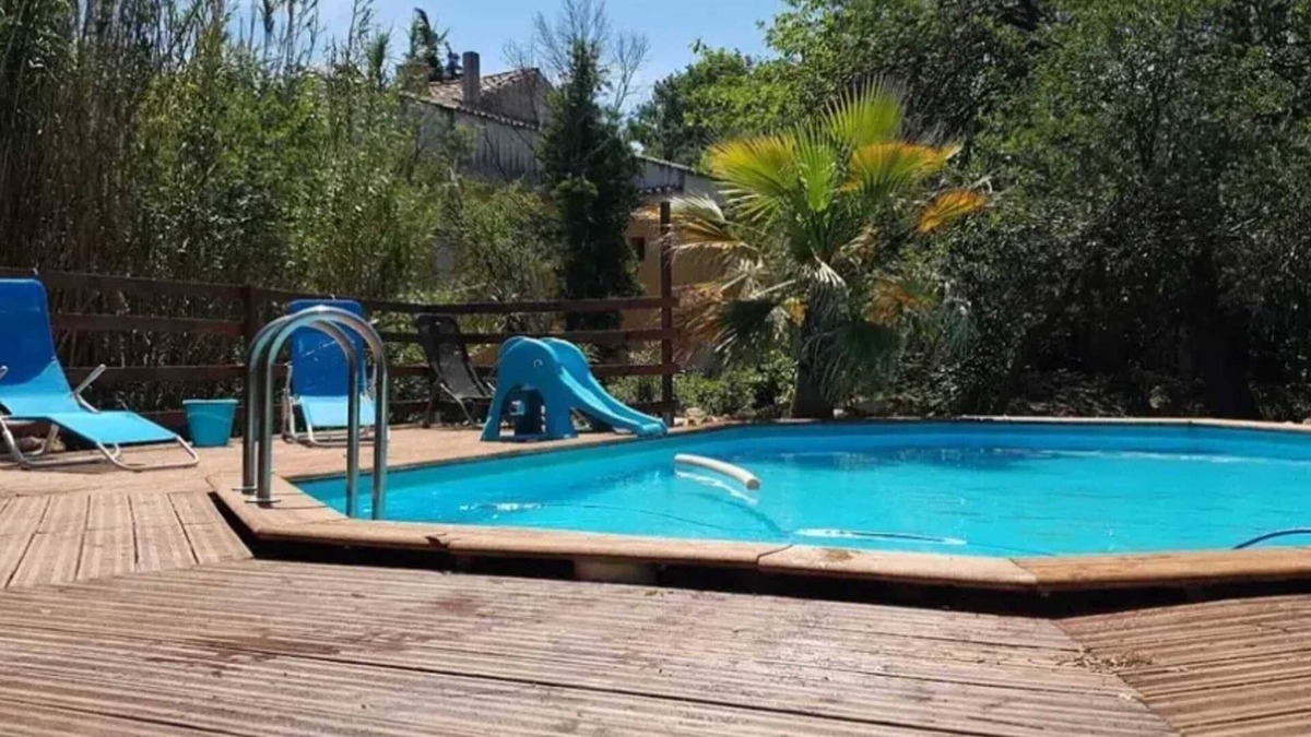 Orange Ski Chalet | Homerez - Charming Chalet near Orange with Shared Pool