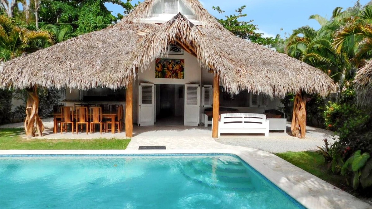 La Iglesia House | Homerez - Charming house with private pool in Las Terrenas
