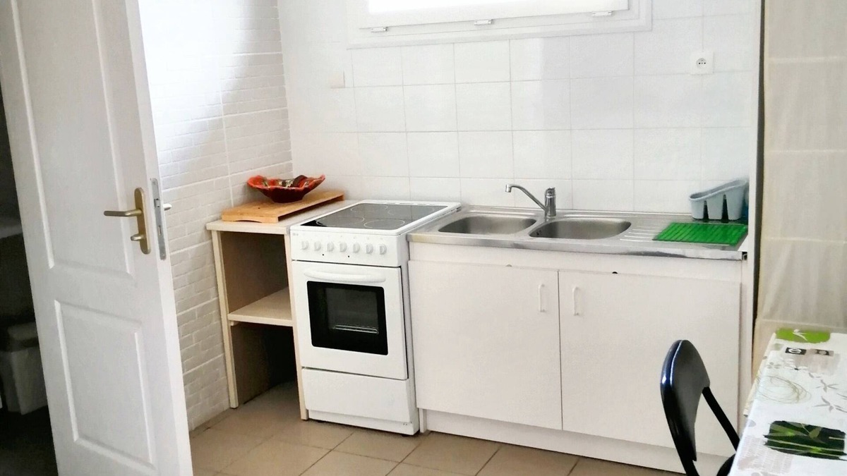 Tredaniel House | Homerez - Charming house in Trédaniel with garden and terrace