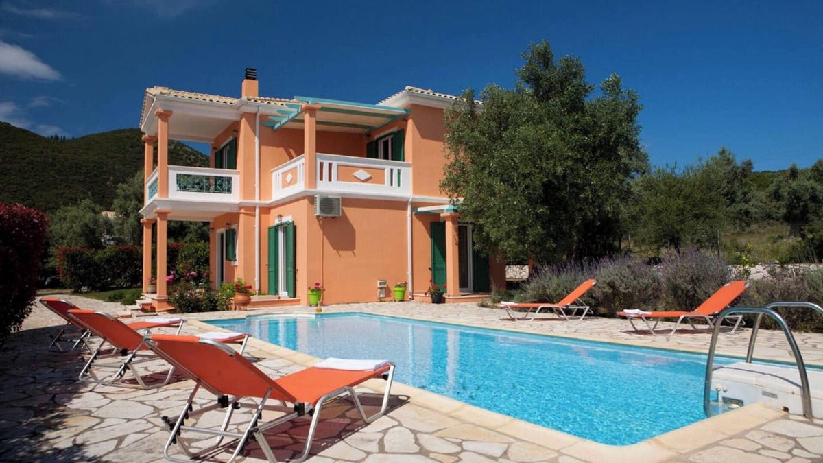 Evgiros Villa | Homerez - Charming Villa in Lefkada with Pool