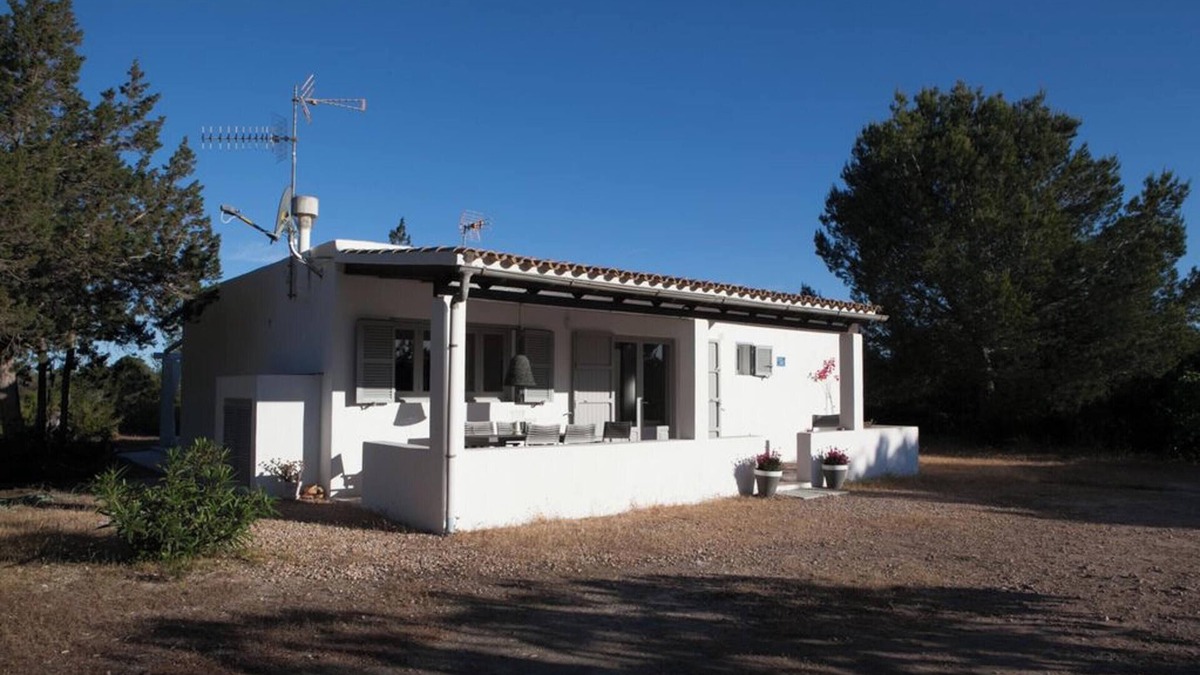 Es Cap de Barbaria House | Homerez - Comfortable House in Formentera with Garden and Terrace