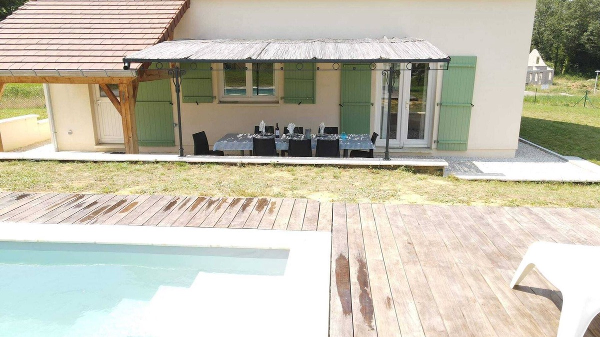 Payrignac Villa | Homerez - Comfortable villa in Payrignac