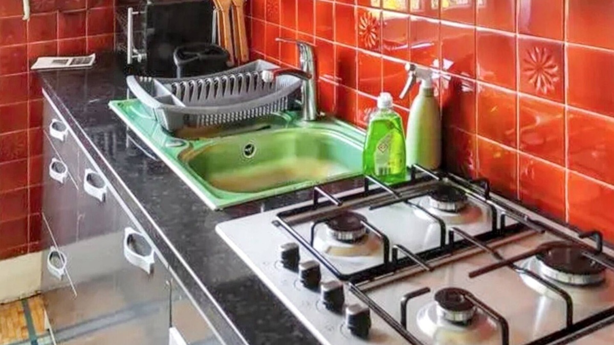 Nevers Apartment | Homerez - Cozy apartment in Nevers 85 m² with private garden