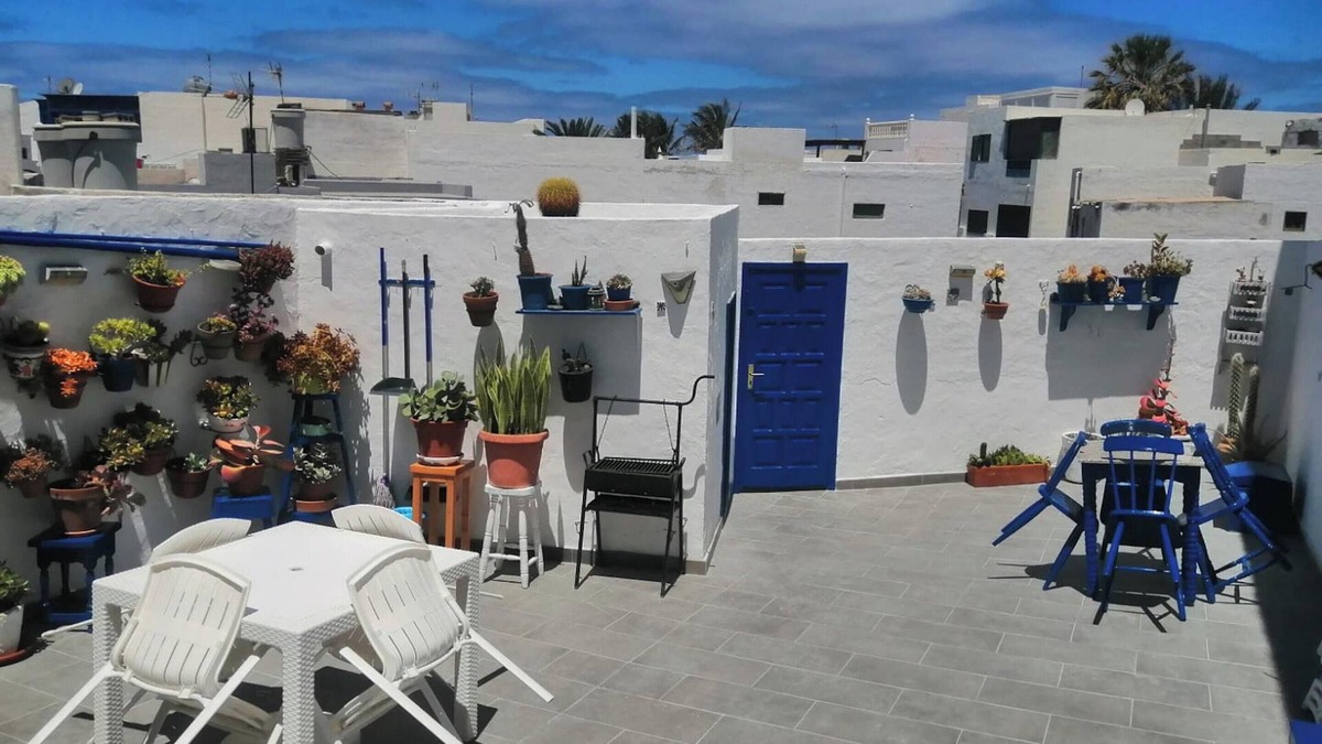 El Golfo House | Homerez - Cozy House with Terrace in El Golfo