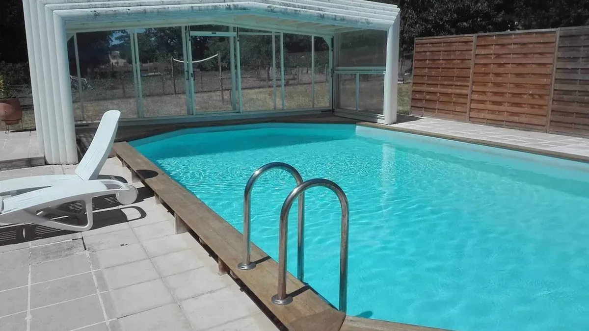 Eymet Apartment | Homerez - Cozy Studio in Eymet