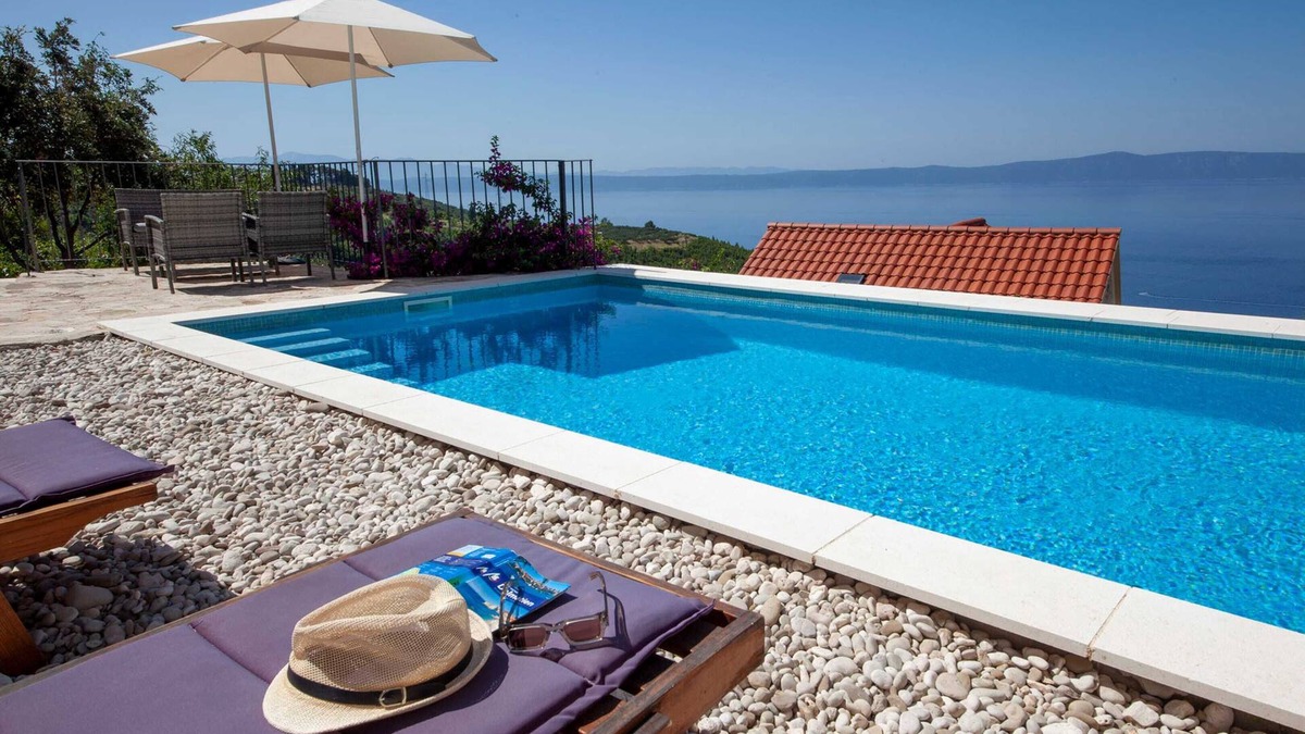 Podgora Villa | Homerez - Elegant villa in Podgora with private pool and sea view