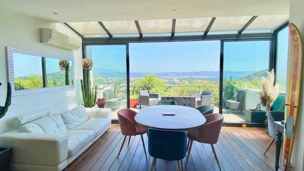 Mandelieu-La-Napoule House | Homerez - House in Mandelieu-la-Napoule
