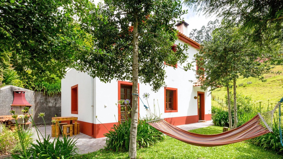 Camacha House | Homerez - House 12 km away from the beach for 5 ppl. with terrace at Camacha