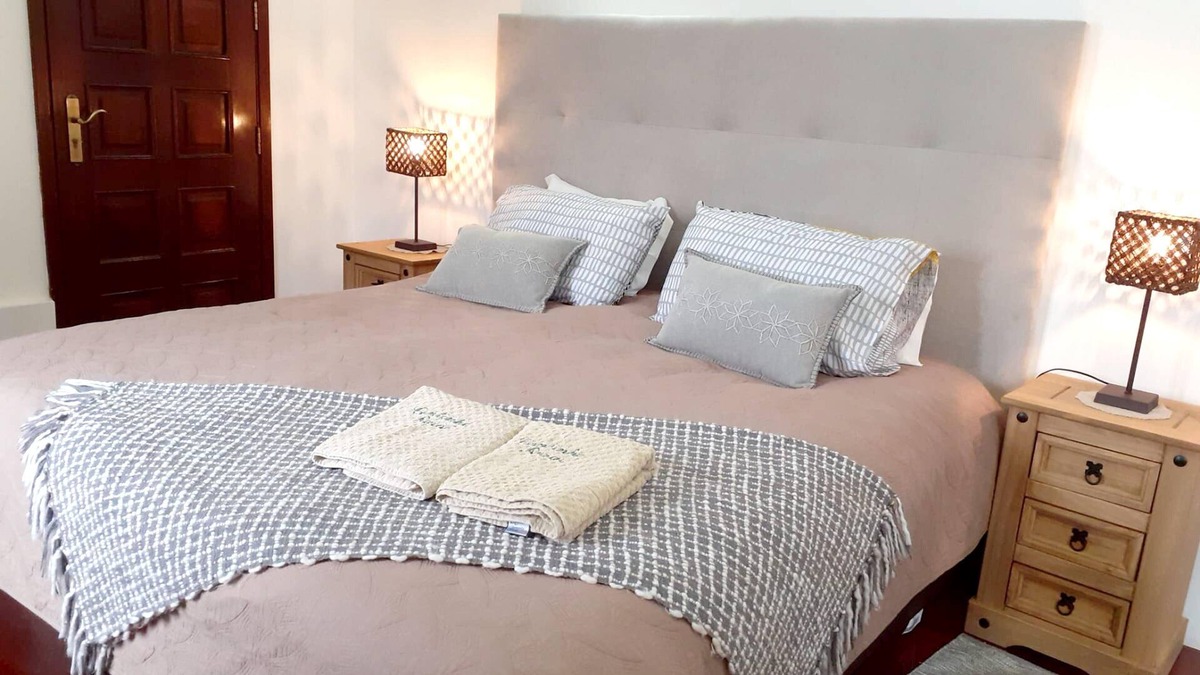 Camacha House | Homerez - House 12 km away from the beach for 5 ppl. with terrace at Camacha