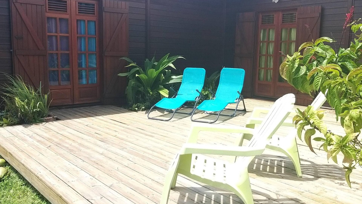 Saint-Claude House | Homerez - House 15 km away from the beach for 4 ppl. with garden at Saint-Claude