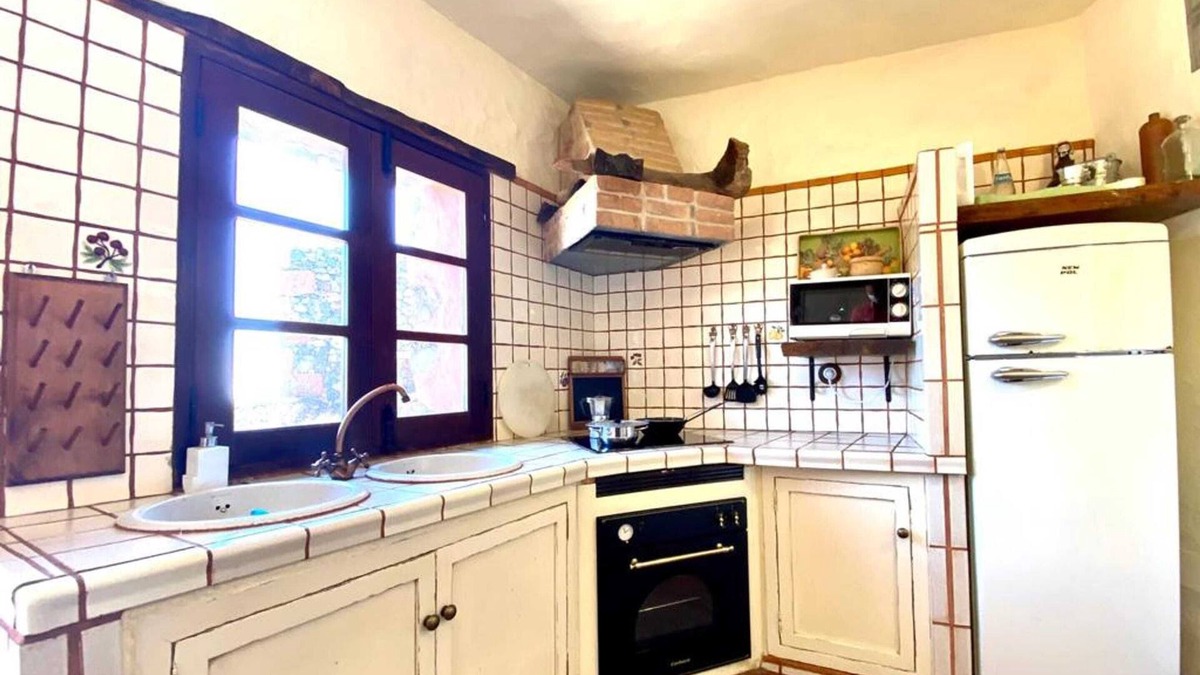 Isora House | Homerez - House 5 km away from the beach for 6 ppl. with terrace at Isora