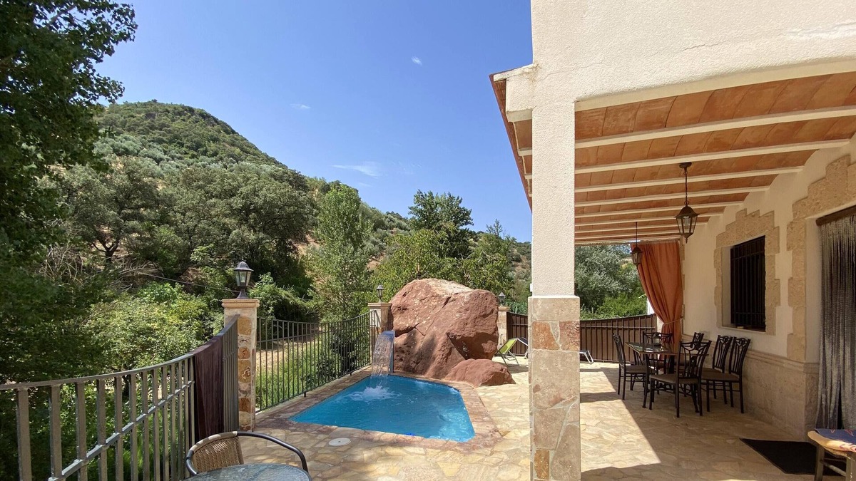 Rute House | Homerez - House for 10 ppl. with swimming-pool, terrace and balcony at Zambra