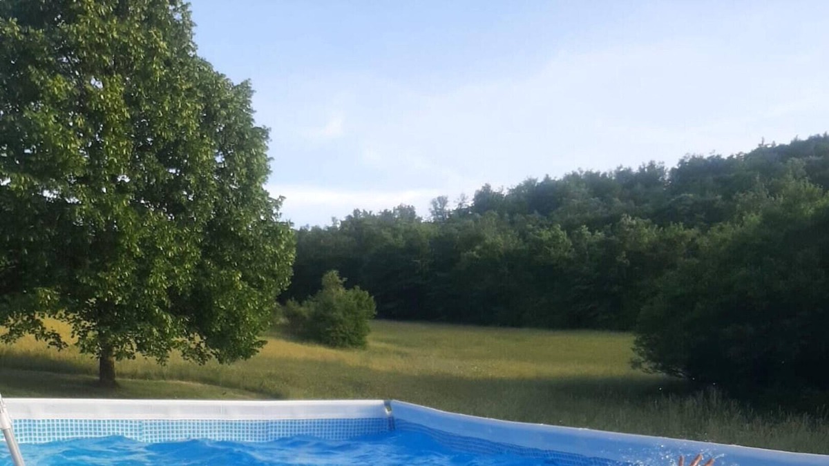 Donji Lapac House | Homerez - House for 7 ppl. with swimming-pool, jacuzzi and spa at Donji Lapac