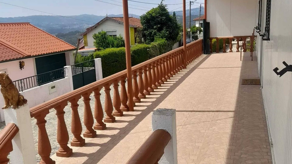 Molares House | Homerez - House with jacuzzi in Atei - 70 m²