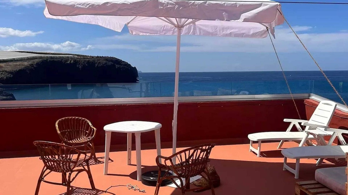 Sardina Apartment | Homerez - Modern apartment with sea view in Gáldar 230 m²