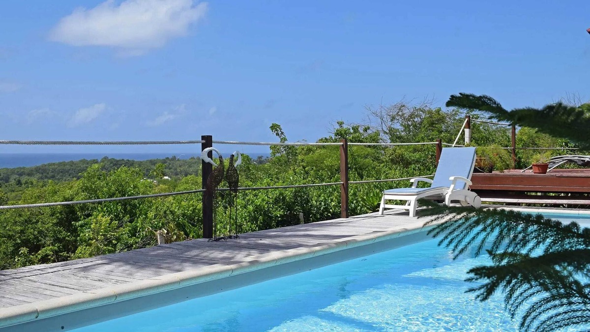 Sainte-Anne Villa | Homerez - Modern villa with pool in Sainte-Anne 154 m² sea view
