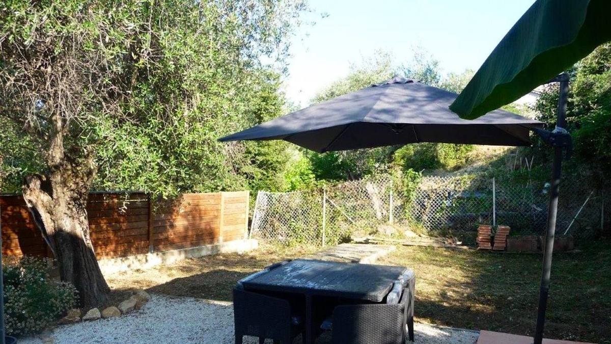 Gattieres Apartment | Homerez - Nice appartement 17 km away from the beach for 4 ppl. at Gattières