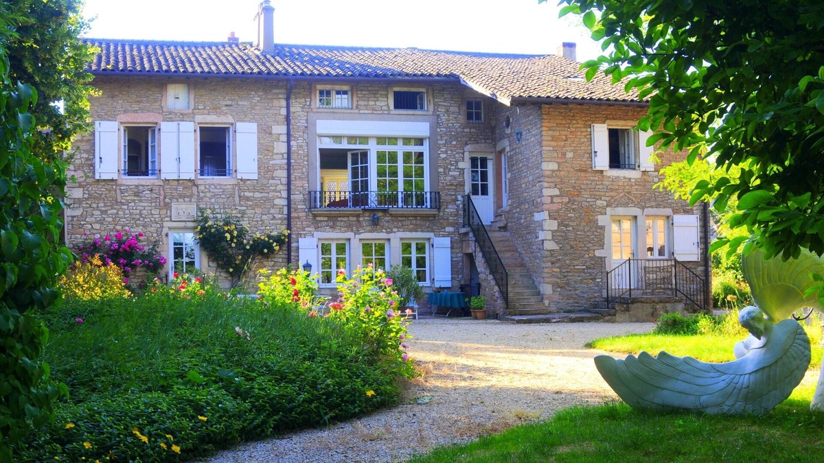 Lacrost Apartment | Homerez - Nice appartement for 3 ppl. with garden and terrace at Lacrost
