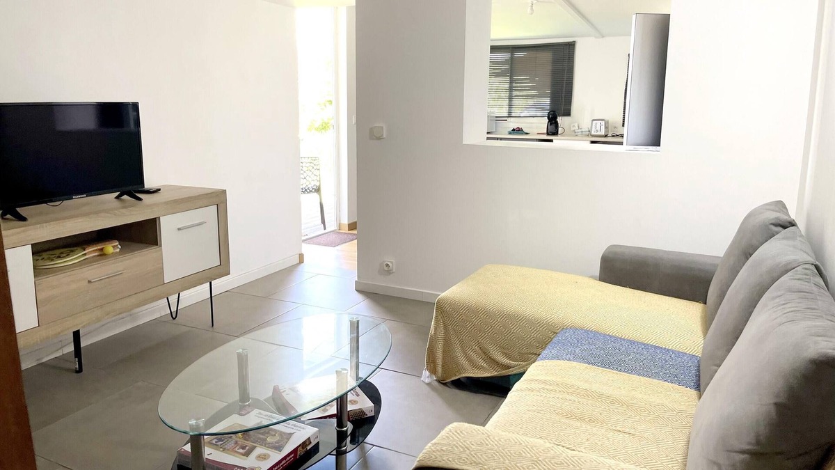 La Plaine des Cafres House | Homerez - Nice house for 5 ppl. with garden and terrace at Le Tampon