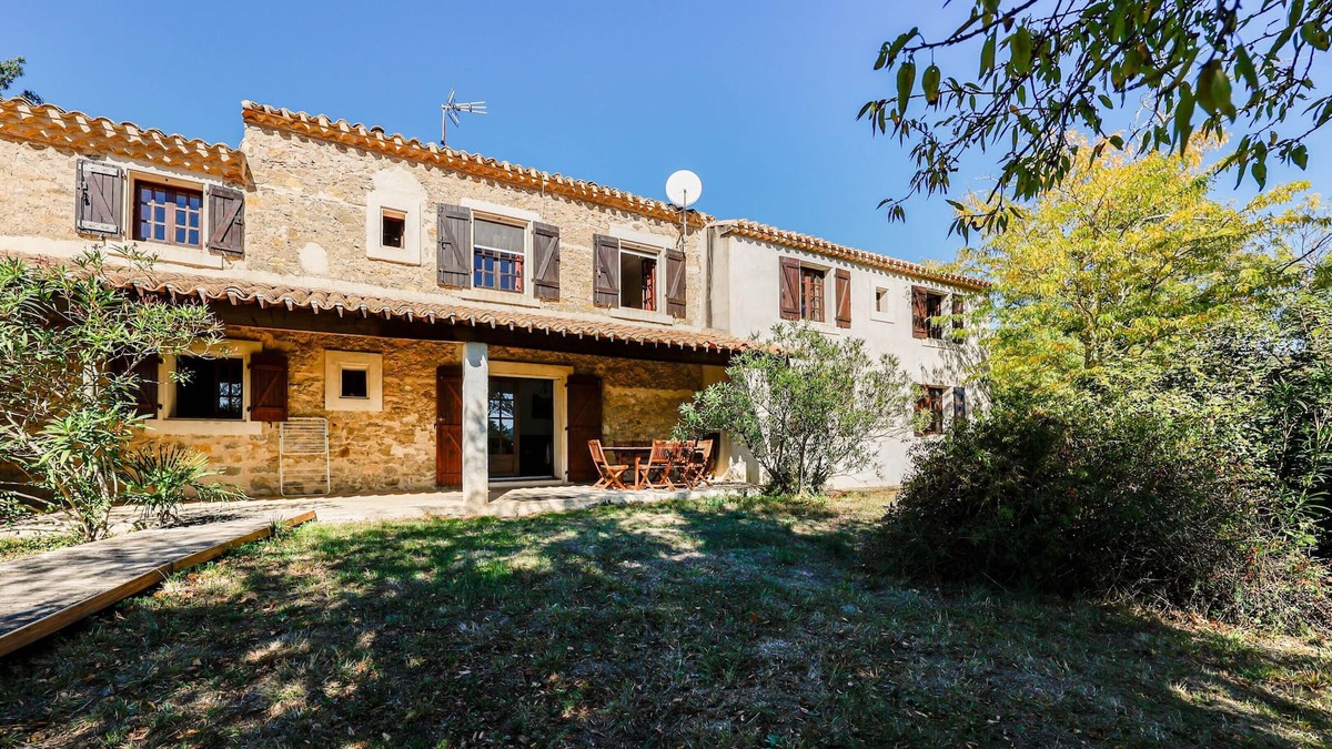Saint-Pierre-des-Champs House | Homerez - Nice house for 7 ppl. with shared pool, garden and terrace at Lagrasse