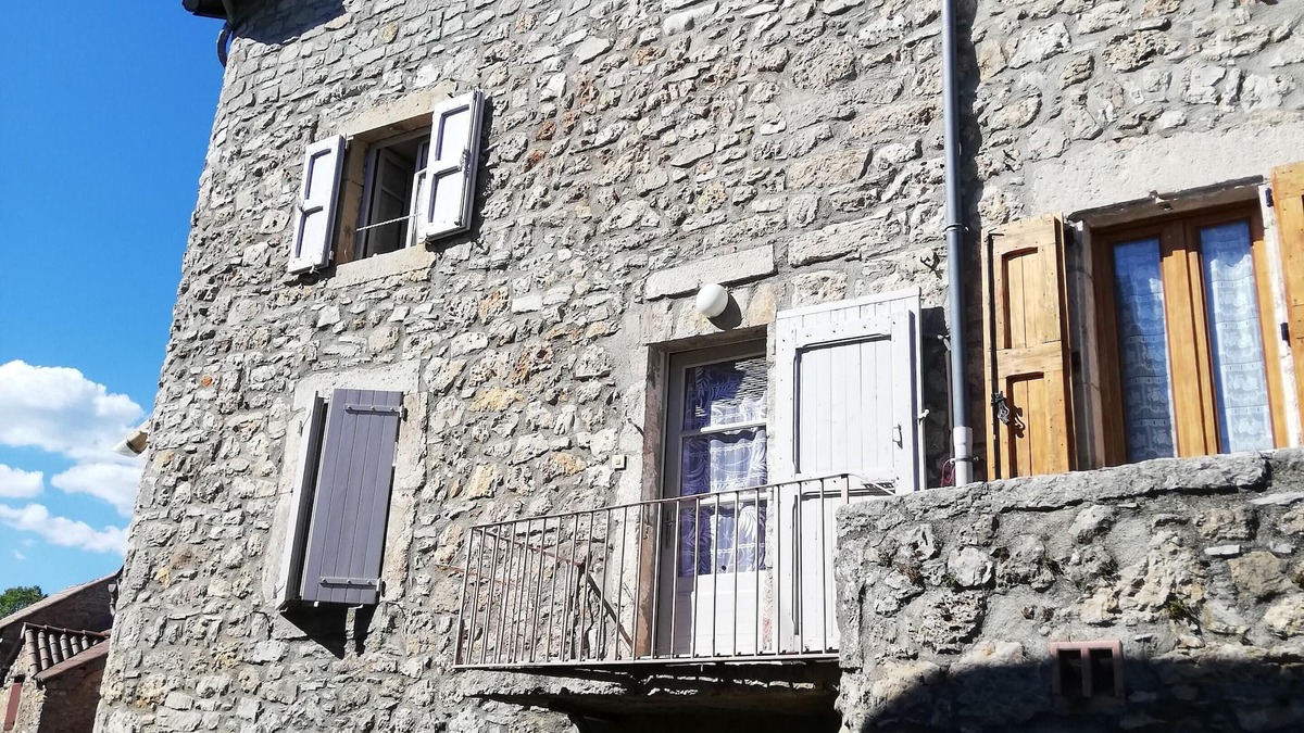 Veyreau House | Homerez - Nice house for 2 ppl. with balcony at Veyreau