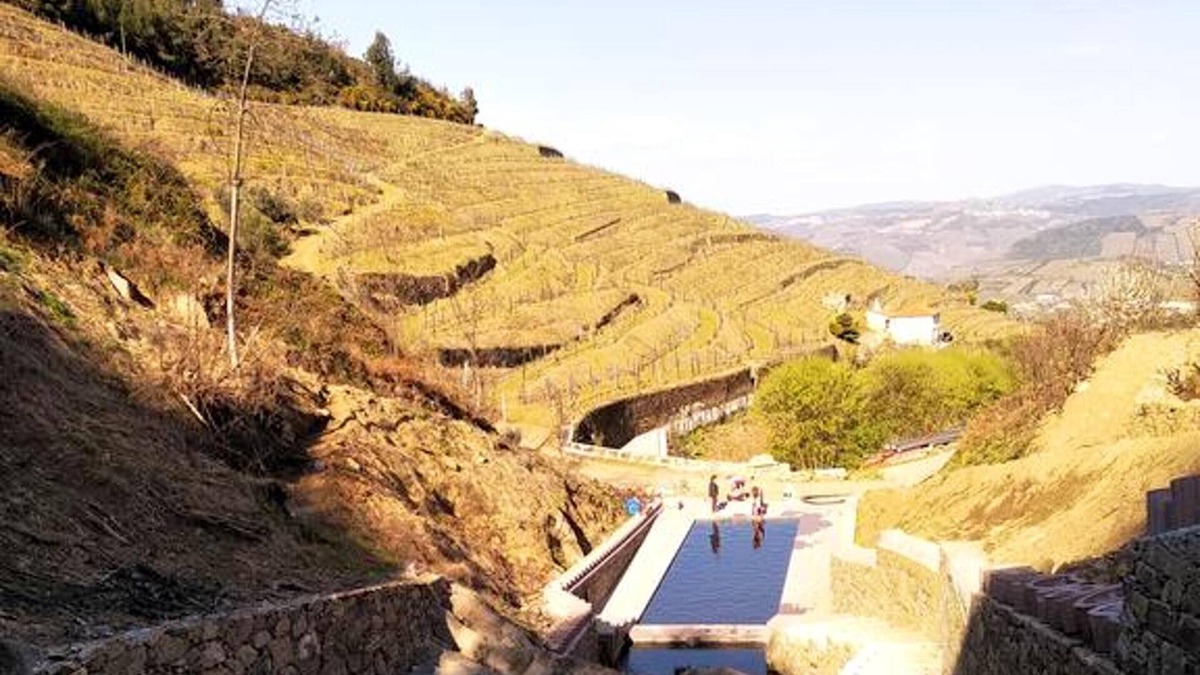 Lamego Villa | Homerez - Nice villa for 6 ppl. with swimming-pool, garden and terrace at Lamego
