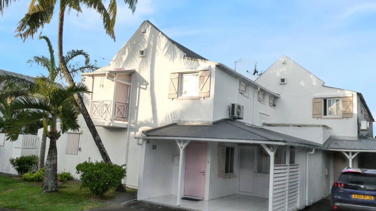 Grand-Baie House | Homerez - Spacious house in Grand Baie with private pool