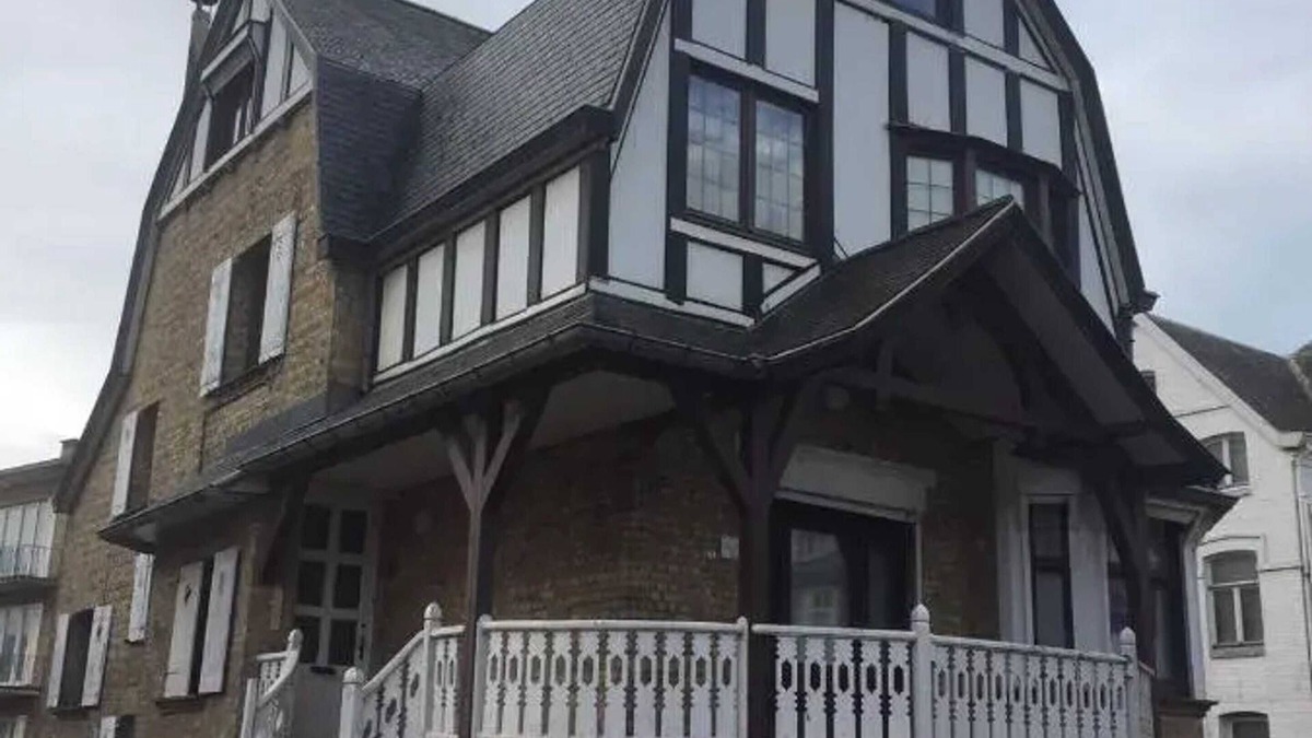 De Panne House | Homerez - Spacious House with 6 Bedrooms in De Panne