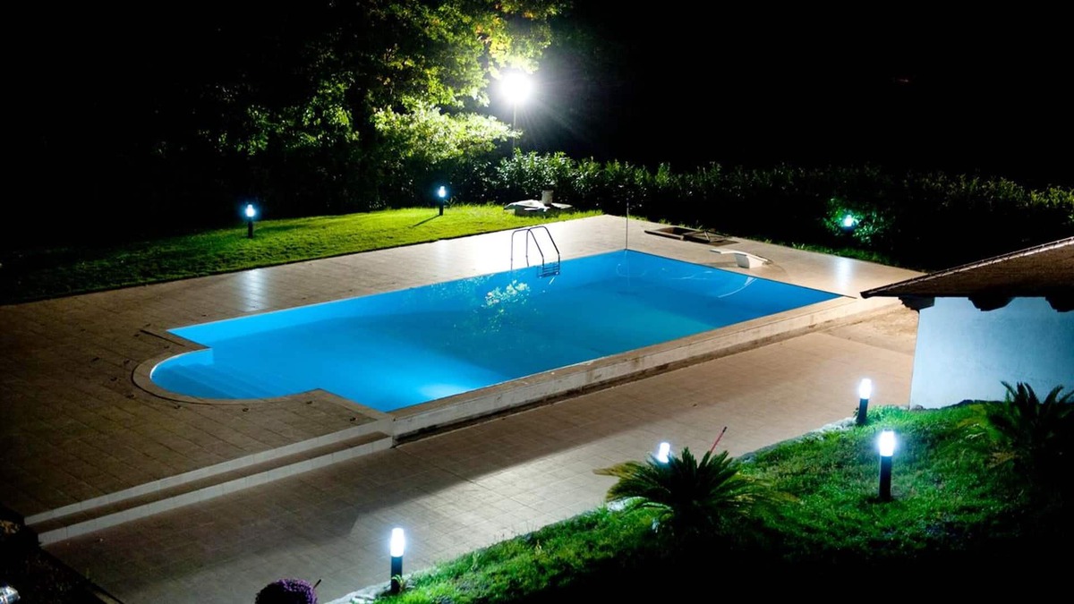 Montemiletto Apartment | Homerez - Studio for 4 ppl. with shared pool and terrace at Montemiletto