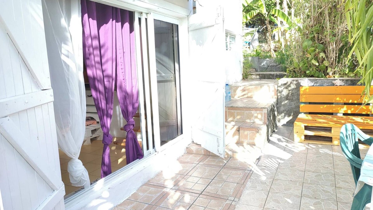 Marigot Apartment | Homerez - Studio Sea View - Vieux Habitants