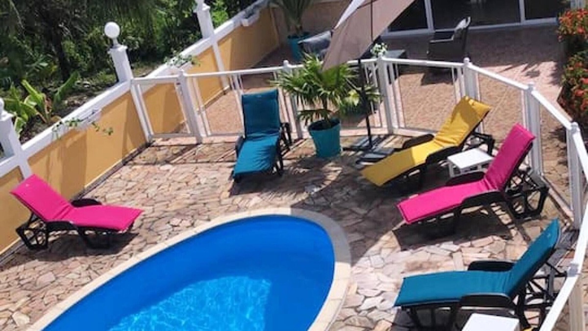 Capesterre-Belle-Eau Villa | Homerez - Villa for 6 ppl. with swimming-pool and garden at Capesterre-Belle-Eau