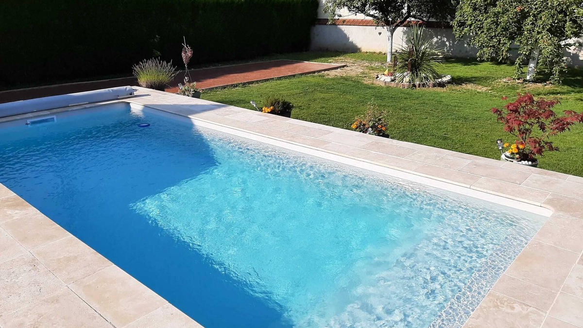 Villedieu-sur-Indre Villa | Homerez - Villa in Villedieu-sur-Indre