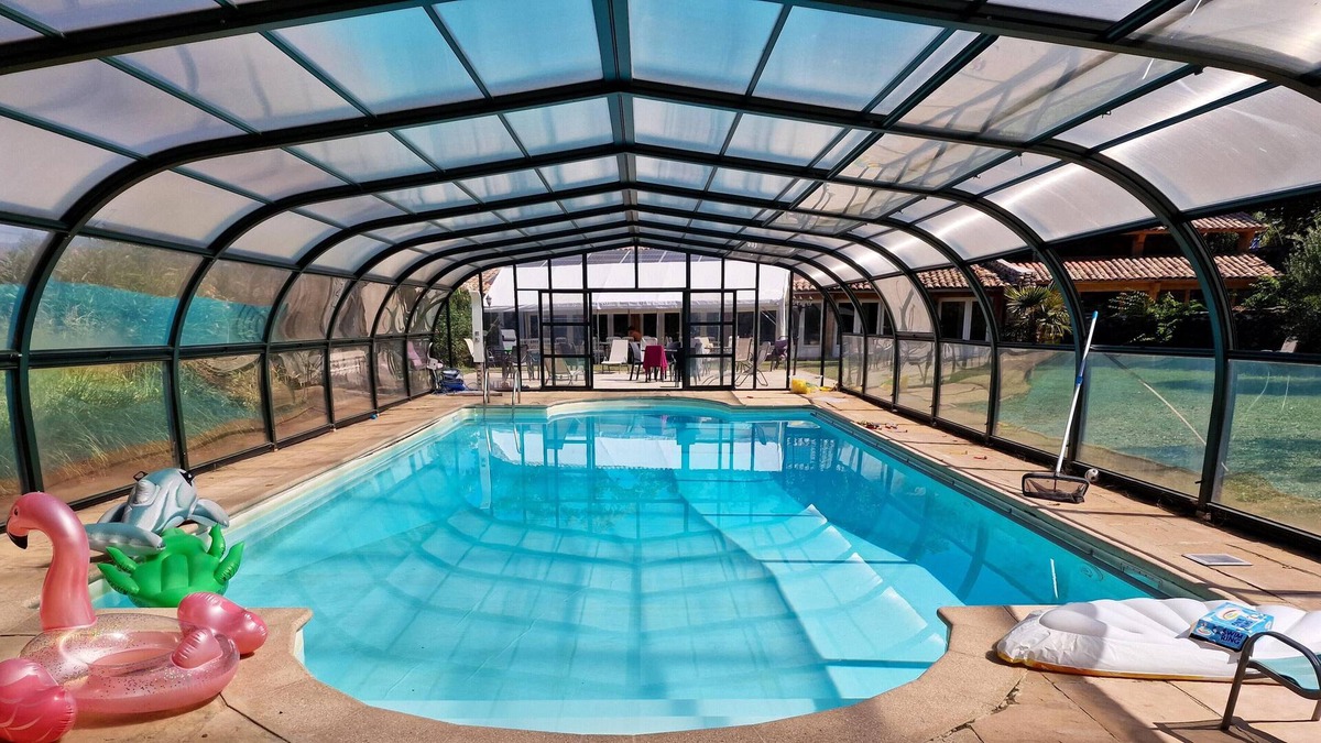 Chomerac Villa | Homerez - Villa for 10 ppl. with swimming-pool, jacuzzi and terrace at Chomérac
