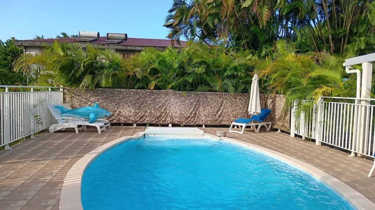 Goyave Villa | Homerez - Villa in Goyave with Pool