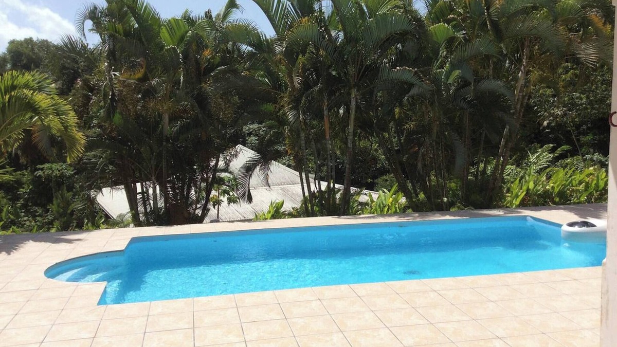 Petit-Bourg Villa | Homerez - Villa in Petit-Bourg with pool.