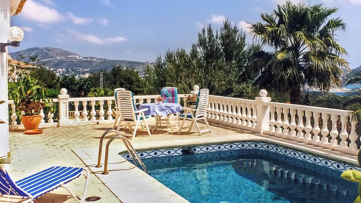 Moravit Villa | Homerez - Villa Moravit sea view