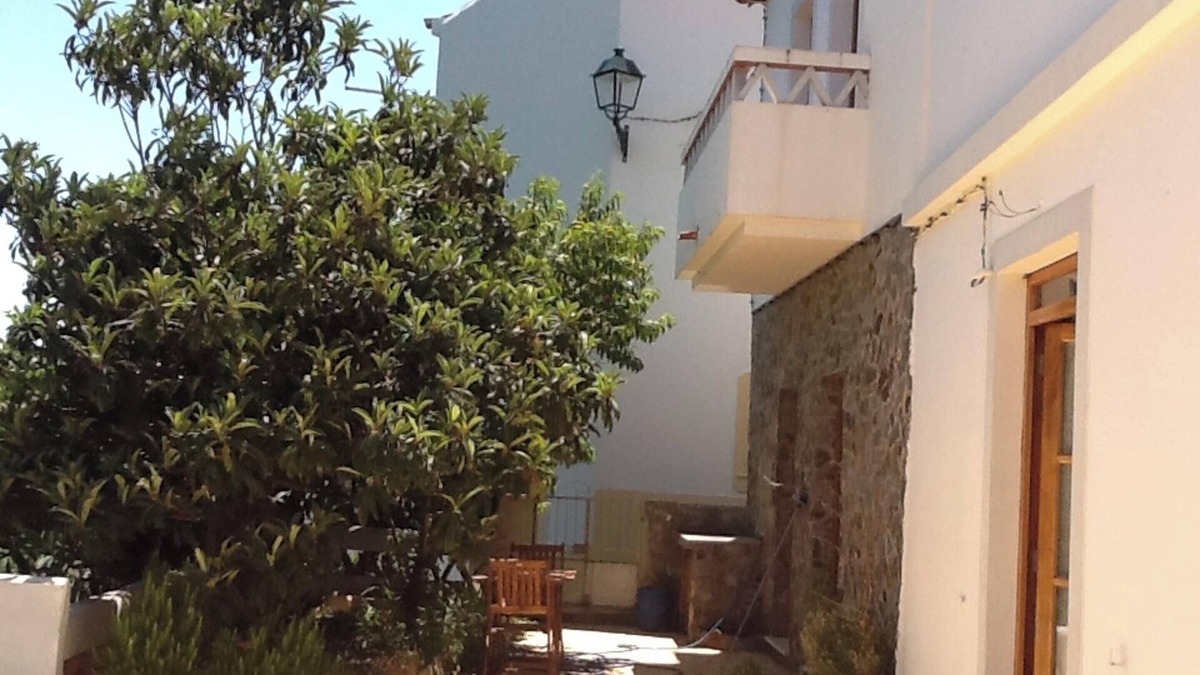 Aljezur House | Homerez - Welcoming House in Aljezur, garden