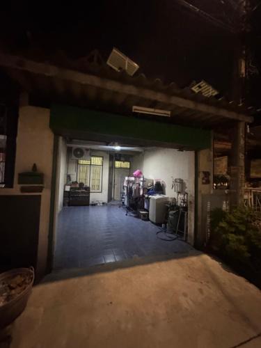 Anusawari Apartment | Homestay