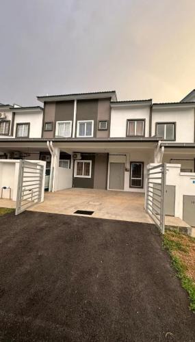 Geching Hilir House | Homestay18@KLIA