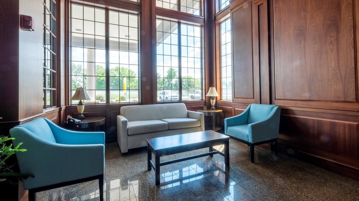 New Castle Hotel | HomeTowne Studios by Red Roof Wilmington - New Castle